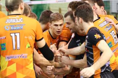 SPS Chrobry Głogów - KFC Gwardia Wrocław