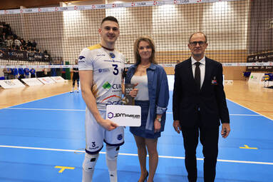 Maciej Krysiak zostaje w Toruniu