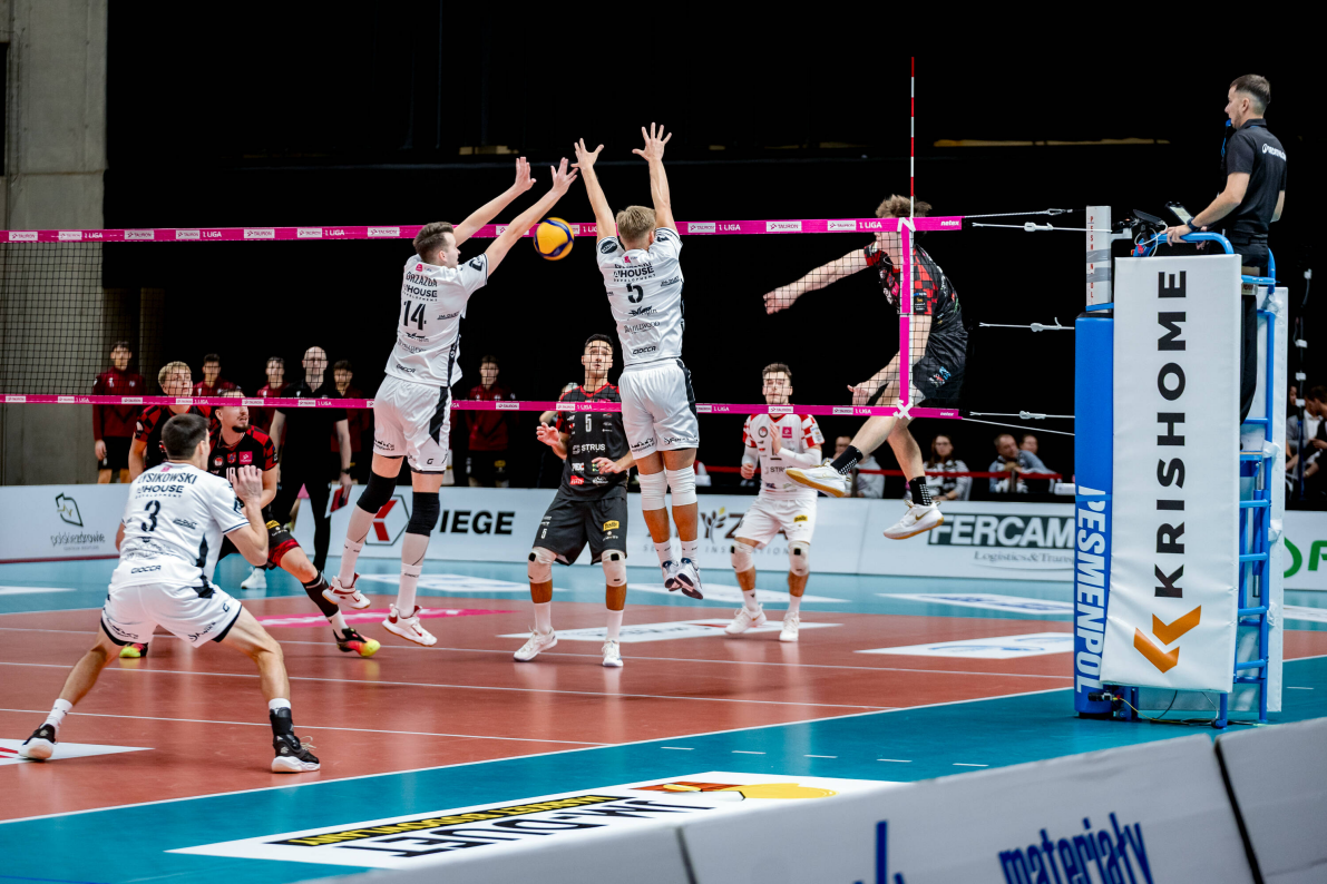 KS Sparta Grodzisk Mazowiecki w trzech setach pokonała KPS Siedlce [ZDJĘCIA]