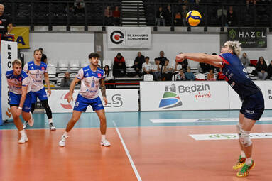 Poniedziałek z TAURON 1. Ligą: Nowak-Mosty MKS Będzin - BBTS Bielsko-Biała 3:0