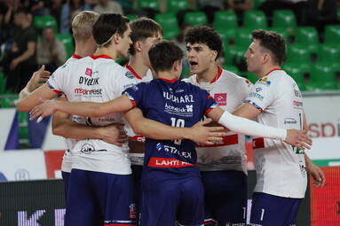 Sobota z TAURON 1. Ligą: BKS Bydgoszcz - Lechia Tomaszów Mazowiecki 3:2