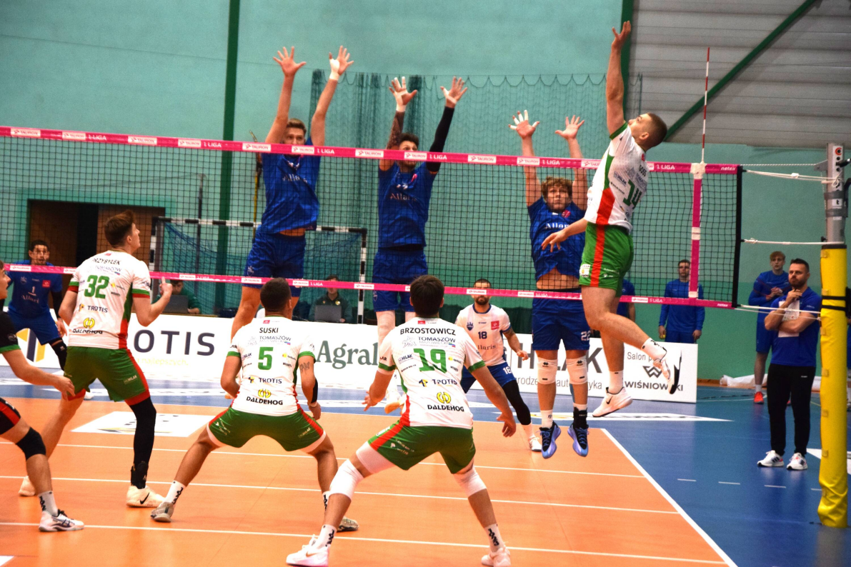 Lechia Tomaszów Mazowiecki przegrała z FORT Poznań 2:3 [ZDJĘCIA]