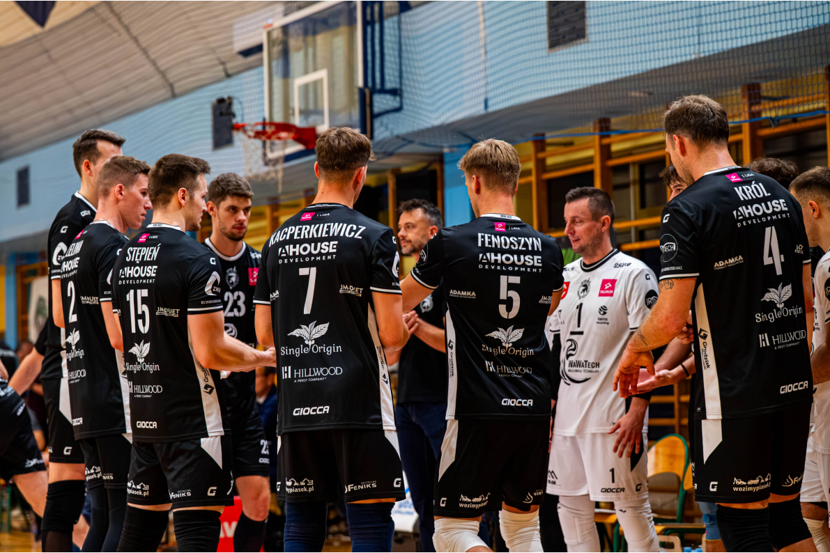 Po meczu AVIA Sędziszów Małopolski - KS Sparta Grodzisk Mazowiecki punkty zostają u gospodarza {ZDJĘCIA]